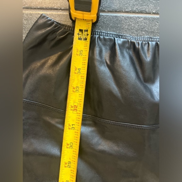 Aritzia Wilfred Free Black Vegan Leather Skinny High Waisted Leggings Small - Picture 12 of 16